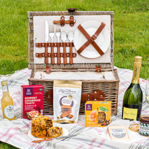 The Luxury Picnic Hamper - Gift Basket from Ireland for the Perfect Picnic