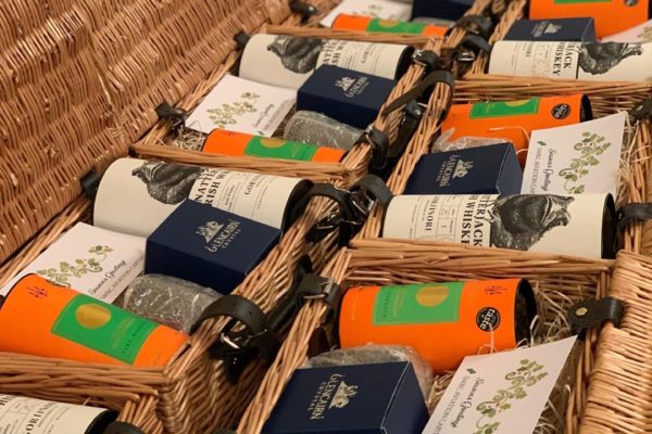 Christmas Hampers , Corporate Hampers , Staff Hampers , Employee reward Hampers ,Hampers Ireland Christmas Hampers , Corporate Hampers , Staff Hampers , Employee reward Hampers ,Hampers Ireland
