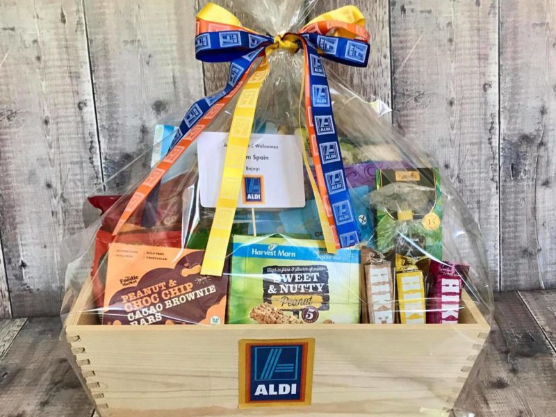 Corporate Hampers, Christmas Hampers , Hampers Ireland , Irish Hampers Santa ,,employee Hampers and Gifts Alsijpg Corporate Hampers, Christmas Hampers , Hampers Ireland , Irish Hampers Santa ,,employee Hampers and Gifts Alsijpg